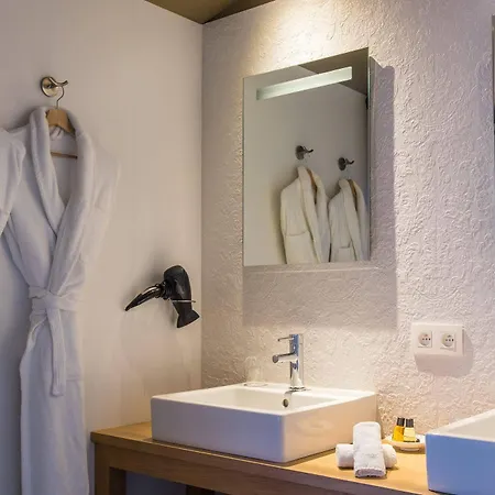 Le Clos D'emile Bed and Breakfast 2*