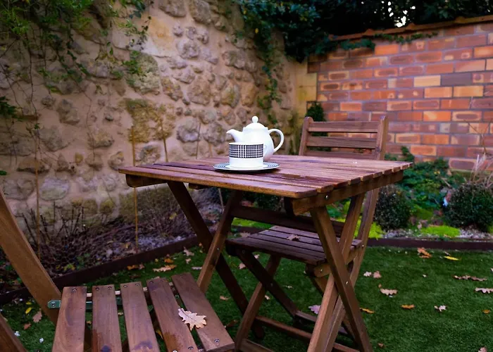 Le Clos D'emile Couette-café