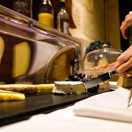 Le Clos D'emile Отель типа 