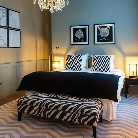Le Clos D'emile Bed & Breakfast 2*