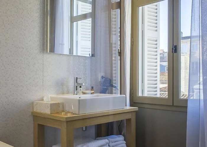 Le Clos D'emile Bordeaux