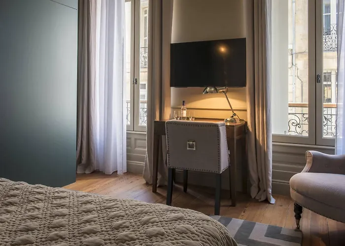 Le Clos D'emile 2* Bordeaux